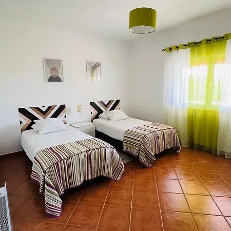 Quinta Dos Moledros Сasa de vacaciones Figueira (Portimao)