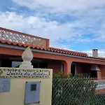 Quinta Dos Moledros Holiday home *